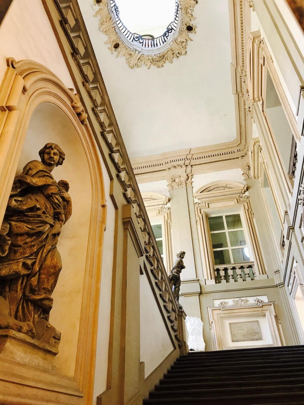TL Palazzo Fantuzzi