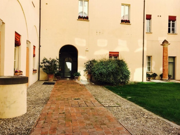 TL Palazzo Fantuzzi image 11
